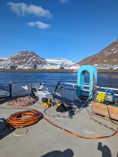 Preparing to commercial diving in Iceland, underwater pipework repair